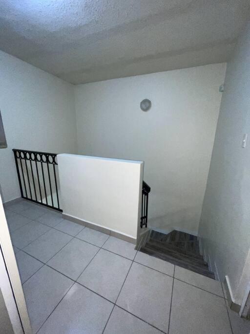 Casa Eliseos, A 5 Minutos De La Linea Fronteriza Villa Nogales  ภายนอก รูปภาพ
